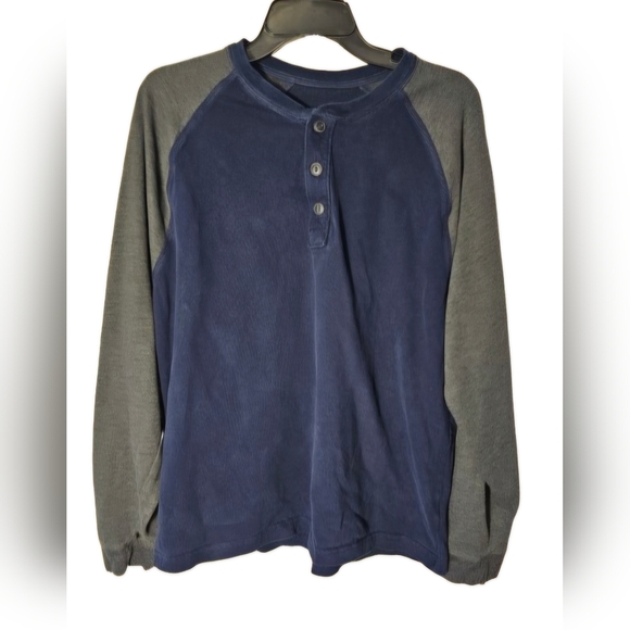 St. John's Bay Cotton and Polyester Blend Blue and Gray Raglan Top Men's Size L - Picture 1 of 5